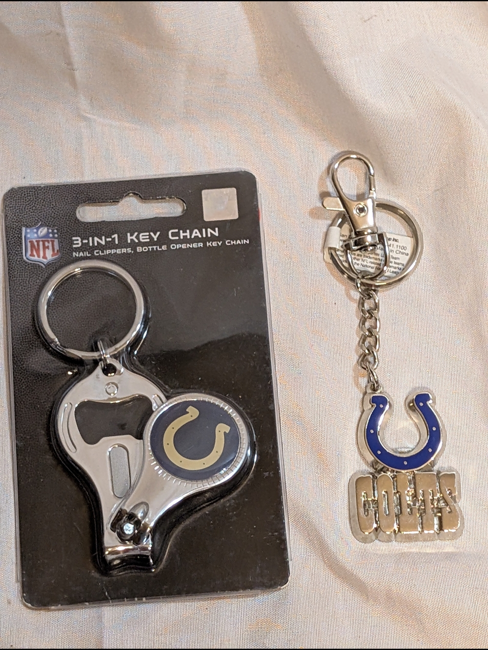 NFL Indianapolis Colts 3-in-1 Metal Key Chain Set - Silver & Blue